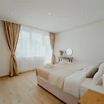 Apartman Avenue Center Sea Garden *